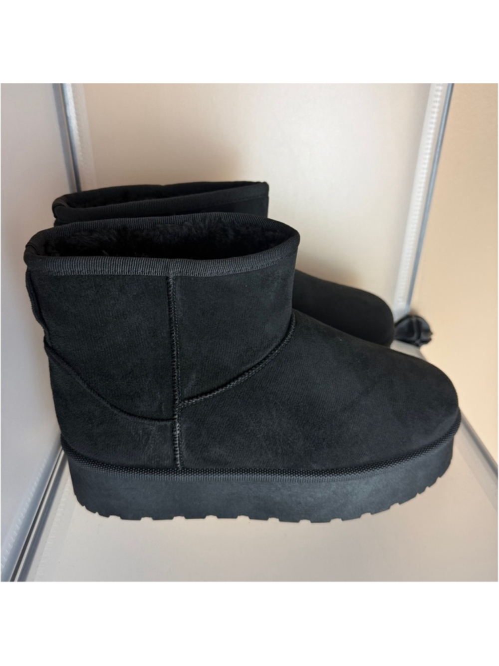Women's Furry Faux Suede Ankle Platform Booties Black Size 6.5 New - Picture 4 of 8